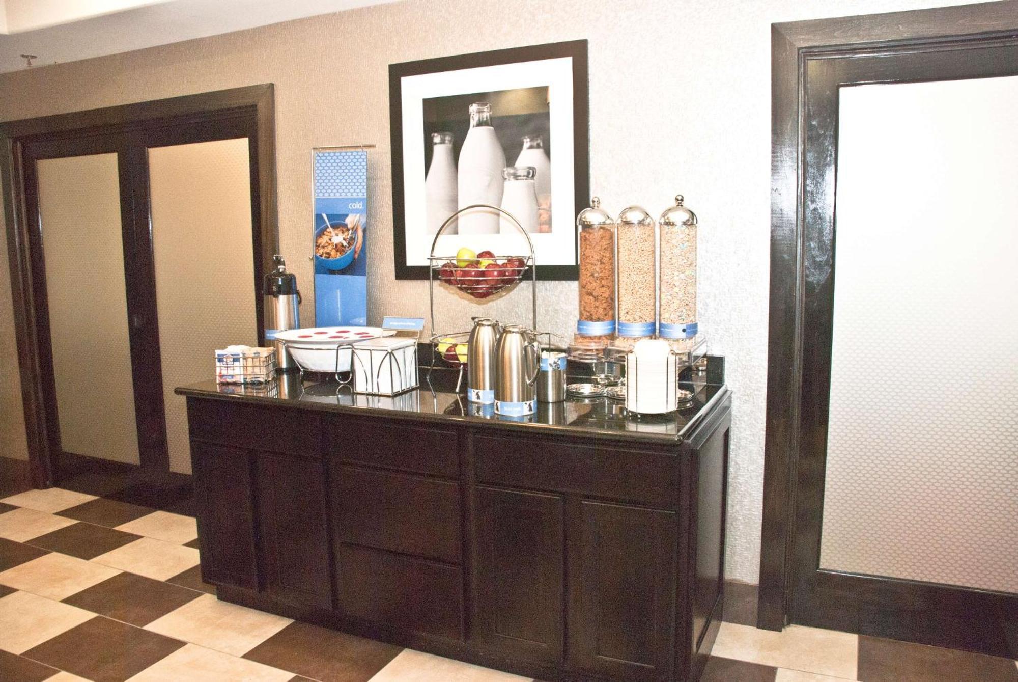 Hampton Inn Maumelle Εστιατόριο φωτογραφία